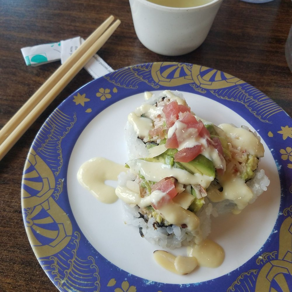 Kuru Kuru Sushi - Hawaii roll - Sushi Bars Near Me - Bellingham, Washington Kuru Kuru Sushi - Hawaii roll - Sushi Bars Near Me - Bellingham, Washington