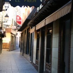 Restaurante El Figon - La famosa callel Bardales