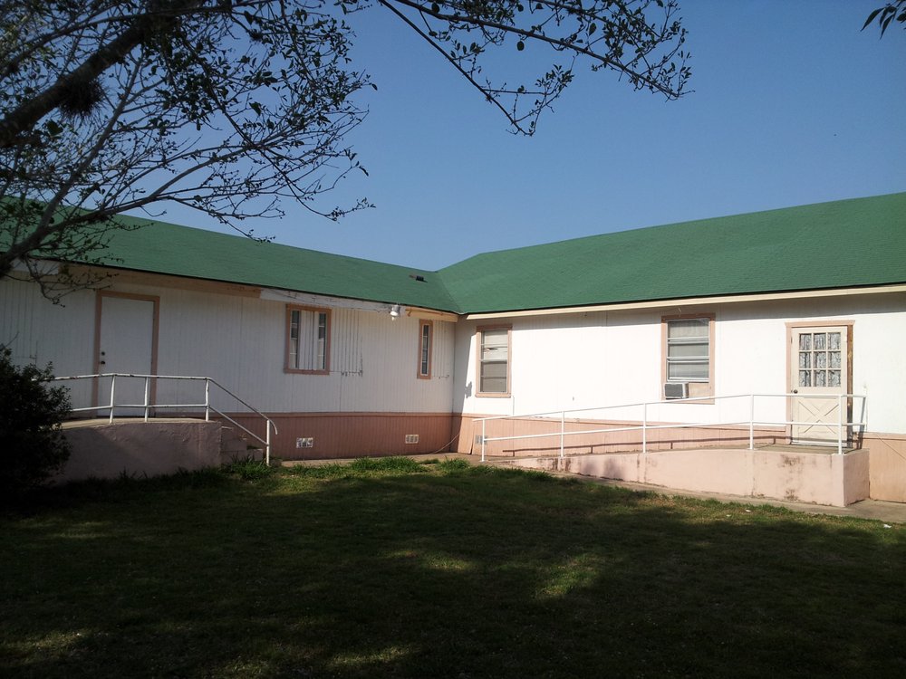 Slide of Navarro Roofing