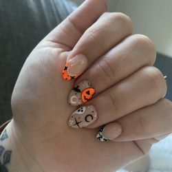 Capital Nails - Halloween nails