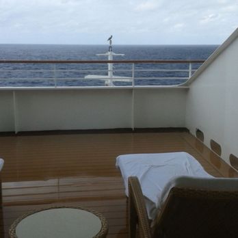 Norwegian Cruiseline - Penthouse Forward Facing balcony on a rainy day - Boat Charters Near Me - Valrico, Florida Norwegian Cruiseline - Penthouse Forward Facing balcony on a rainy day - Boat Charters Near Me - Valrico, Florida