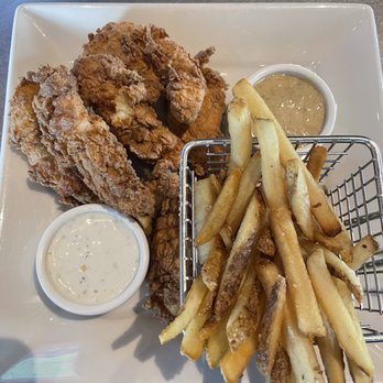 Yard House - Fried Chicken Tenders - New American Near Me - Troy, Michigan Yard House - Fried Chicken Tenders - New American Near Me - Troy, Michigan