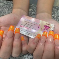 Victoria's Nails and Spa - Nails