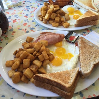 Galaxie Diner - Diners Near Me - Woodbridge, Ontario