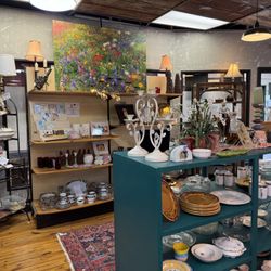 Village Thrift Blowing Rock Women's Club