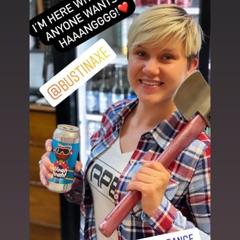 BustinAxe Throwing Range - Axe Throwing Near Me - Dubuque, Iowa