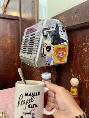 Mama's Royal Cafe by null