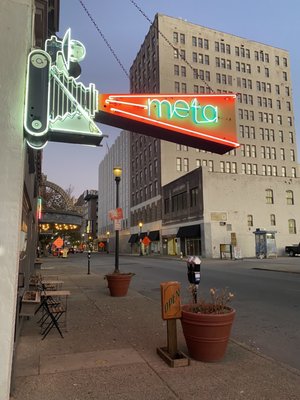 META by null