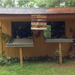 Westport Island Pottery - Pottery stand by the road