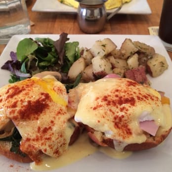 La Bouche - Eggs Benedict. - French Near Me - Hoboken, New Jersey