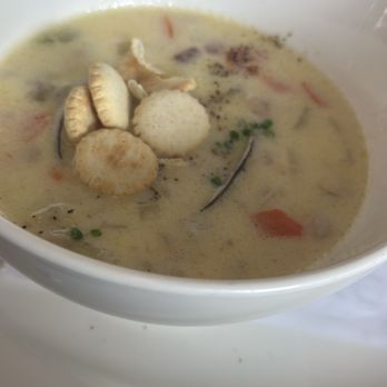 Fishwives - Clam chowder - Seafood Near Me - Pasadena, California