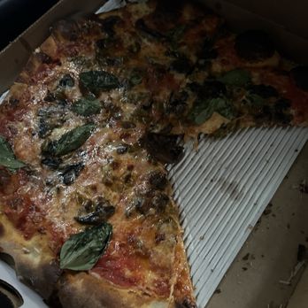 ANGELO’S PIZZERIA - Updated July 2024 - 1283 Photos & 867 Reviews - 736 ...