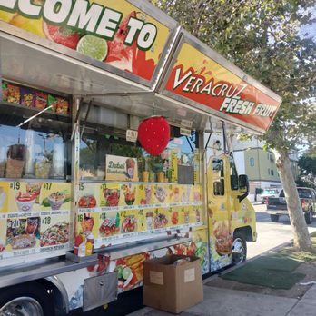 Veracruz Fresh Fruit - Food Trucks Near Me - Santa Ana, California