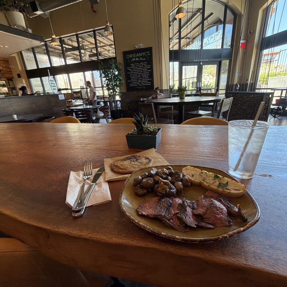 Small steak meal Small steak meal