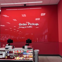 Order pick up area