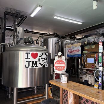 June Lake Brewing - Breweries Near Me - June Lake, California June Lake Brewing - Breweries Near Me - June Lake, California