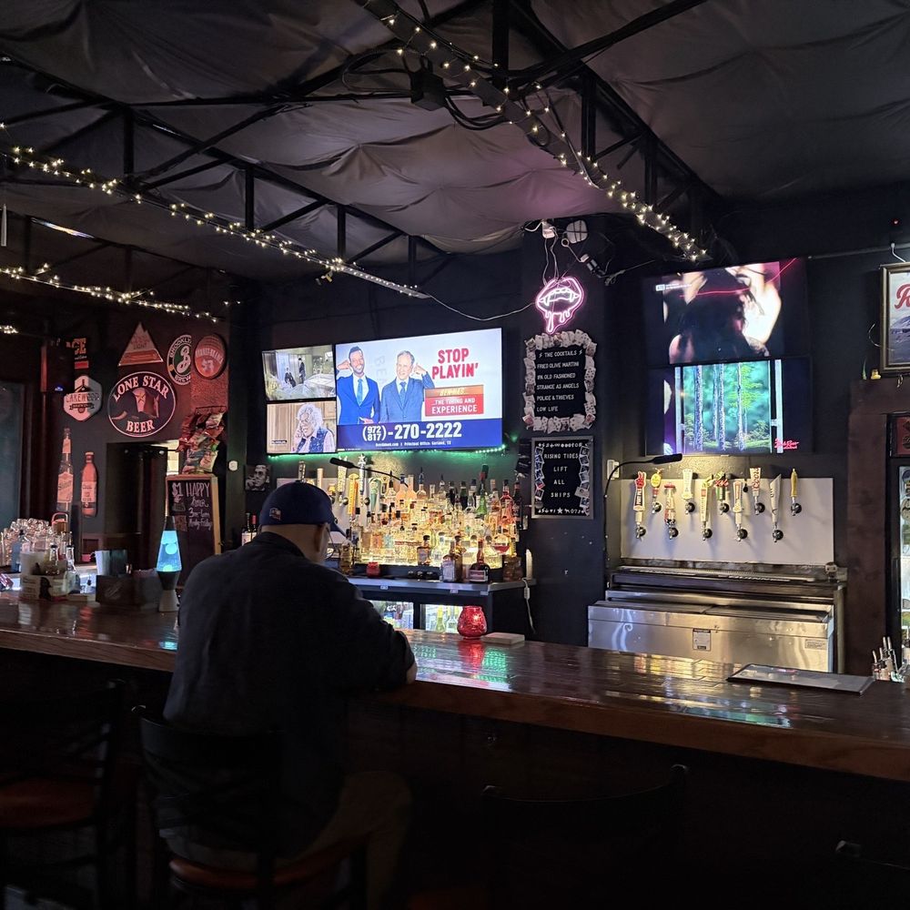 Rising Tides - Bars Near Me - Dallas, Texas