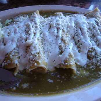 Los Carboncitos - Hubs order of Enchiladas En Verdes ~ Dec 31st 2009 - Tacos Near Me - Denver, Colorado Los Carboncitos - Hubs order of Enchiladas En Verdes ~ Dec 31st 2009 - Tacos Near Me - Denver, Colorado
