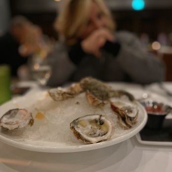 The Walnut Room - Oysters - Breakfast & Brunch Near Me - Green Bay, Wisconsin