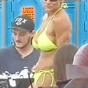Captain Archie's - Beer tub lady - American Near Me - North Myrtle Beach, South Carolina