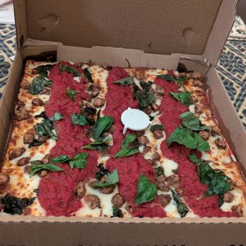 Hot Rod Willy's Pizza - Margherita Detroit style - Pizza Near Me - Fresno, California Hot Rod Willy's Pizza - Margherita Detroit style - Pizza Near Me - Fresno, California
