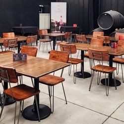 VARA - Balloon Fiesta Park - Table seating