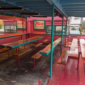 Un Bien - Seating - Cuban Near Me - Seattle, Washington Un Bien - Seating - Cuban Near Me - Seattle, Washington