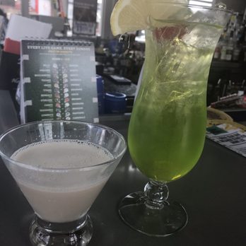 I-Drive Star Bar - Cocktail Bars Near Me - Orlando, Florida I-Drive Star Bar - Cocktail Bars Near Me - Orlando, Florida