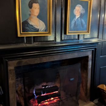 Lost Fox Inn - Hotels Near Me - Litchfield, Connecticut