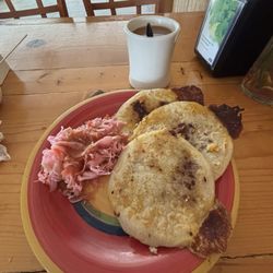 El Jicaro Salvadoran Restaurant