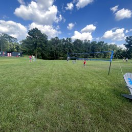 Great volleyball court for family fun!