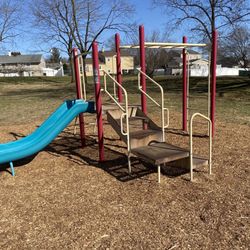 Small play structure