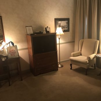 DeSoto House Hotel - Bed Room - Hotels Near Me - Galena, Illinois
