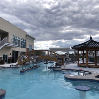 King Spa - Outdoor pool - Massage Therapy Near Me - Chantilly, Virginia