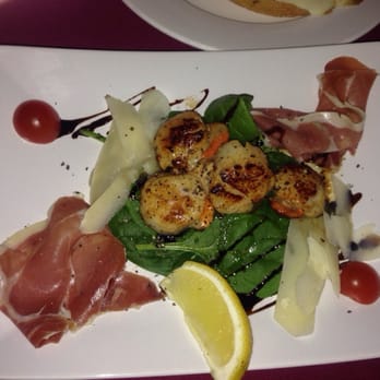 Leonardo's - Scallop starter. - Italian Near Me - Hamilton, SLK