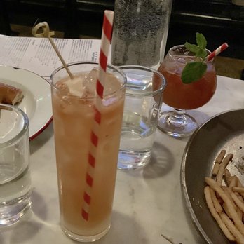 Public House - Mavis - Cocktail Bars Near Me - Ferndale, Michigan