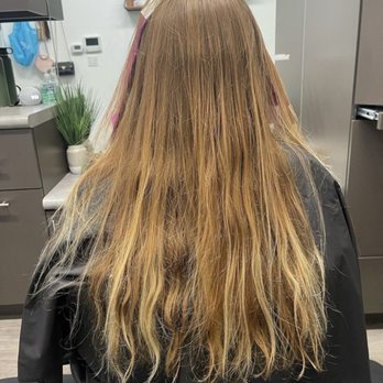 Hair By Guens - Before Emma worked her magic - Hair Stylists Near Me - Roseville, California Hair By Guens - Before Emma worked her magic - Hair Stylists Near Me - Roseville, California