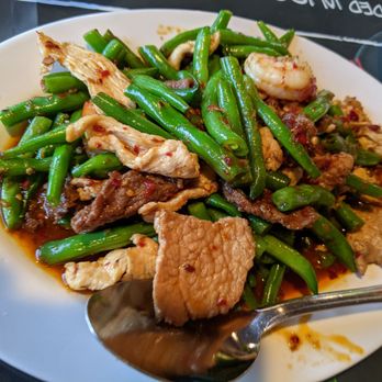 Vim Thai Restaurant - Pad prik king w/combo meat - medium spicy - Thai Near Me - Medford, Oregon