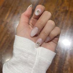 Vera's Nails & Spa