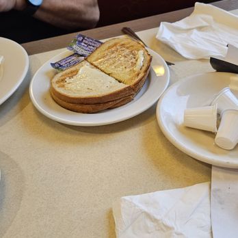 Three Brothers Diner Restaurant - Toast - Diners Near Me - Danbury, Connecticut Three Brothers Diner Restaurant - Toast - Diners Near Me - Danbury, Connecticut