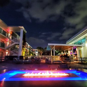 Hotel Alba 51 Photos 15 Reviews Hotels 5303 W Kennedy Blvd