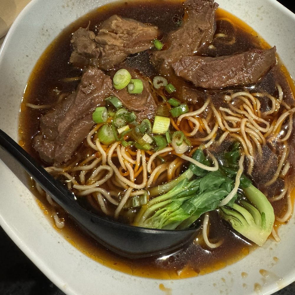 Thumbling - Beef noodle soup - Shanghainese Near Me - West Covina, California Thumbling - Beef noodle soup - Shanghainese Near Me - West Covina, California
