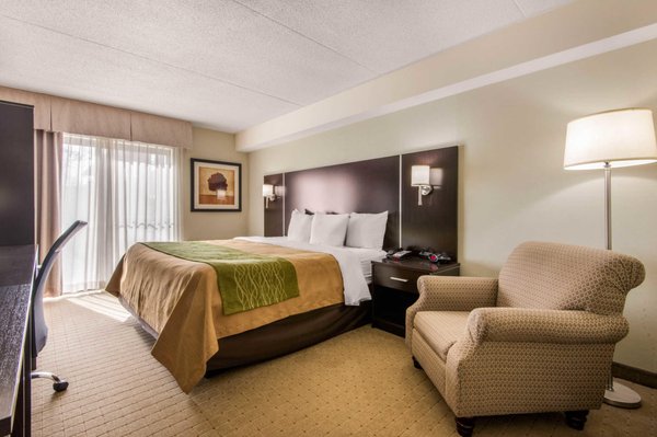Comfort Inn Airport West 23 Photos 10 Reviews Hotels 1500