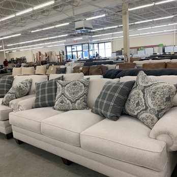 Olum's Clearance Center - Sofa - Appliances Near Me - Johnson City, New York