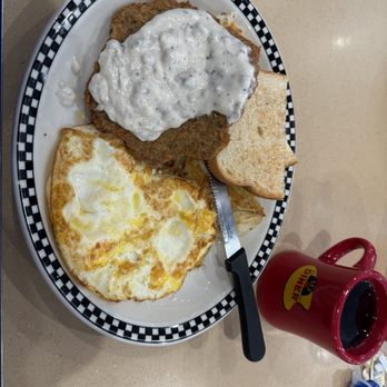 Ze's Diner - Country fried steak - Breakfast & Brunch Near Me - Prior Lake, Minnesota Ze's Diner - Country fried steak - Breakfast & Brunch Near Me - Prior Lake, Minnesota