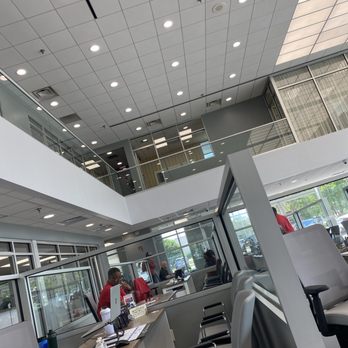 Wolfchase Nissan - Sales area - Auto Repair Near Me - Bartlett, Tennessee