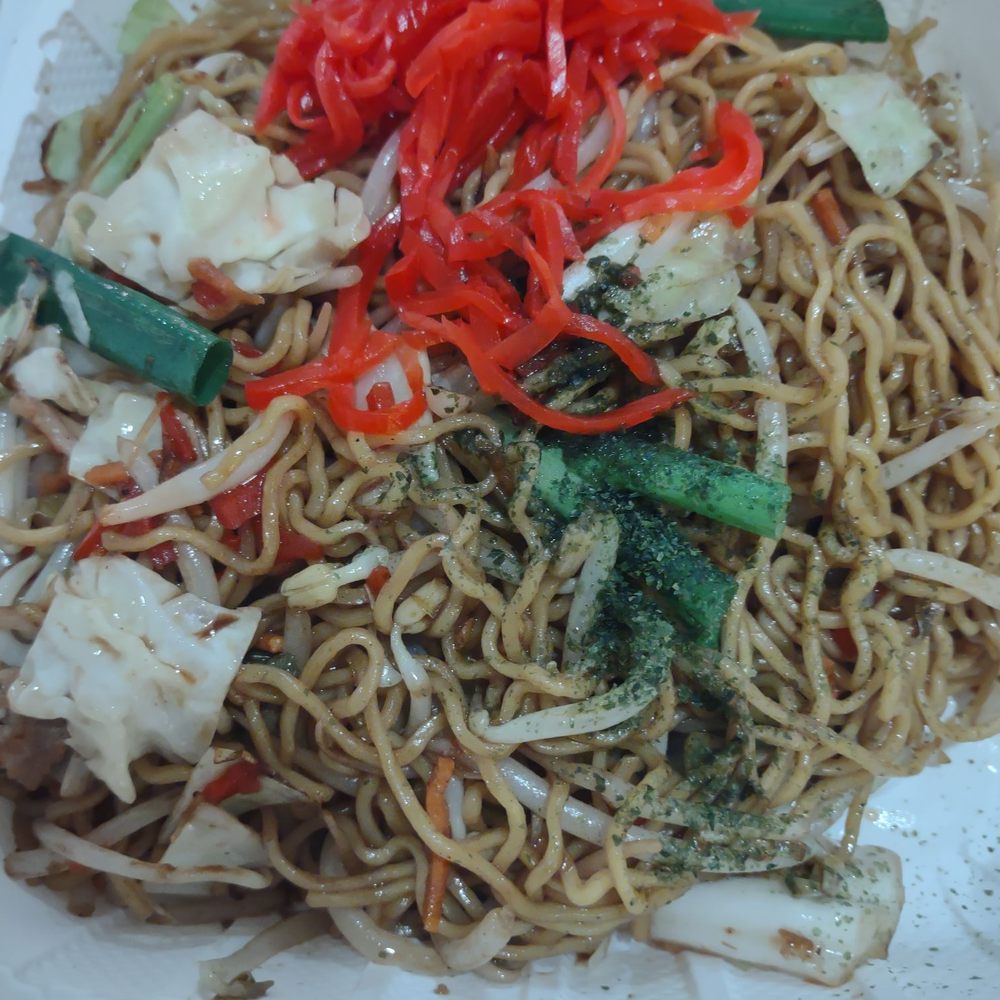 Naniwa-Ya Ramen - Pork yakisoba - Ramen Near Me - Honolulu, Hawaii Naniwa-Ya Ramen - Pork yakisoba - Ramen Near Me - Honolulu, Hawaii