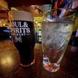 Celtic Crossing Irish Pub & Restaurant - Auld Bog