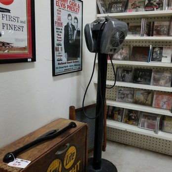Grumps-Garage - Anybody who recognized these speakers is really old. - Music & DVDs Near Me - Lake Elsinore, California