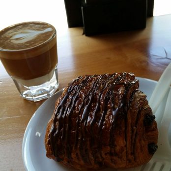 Dripp - Bon bon with chocolate croissant - Coffee & Tea Near Me - Fullerton, California